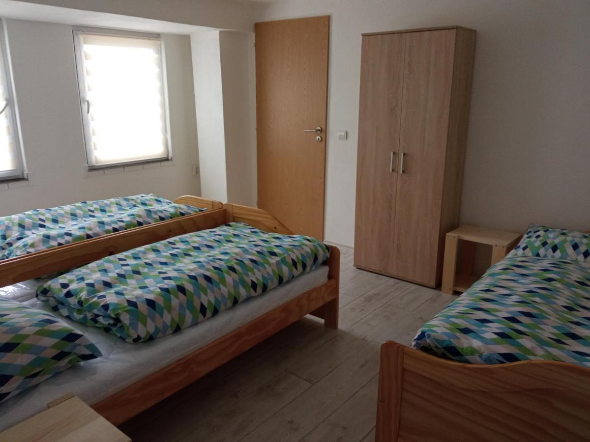 Apartman Hulin, Chrastany Eksteriør bilde